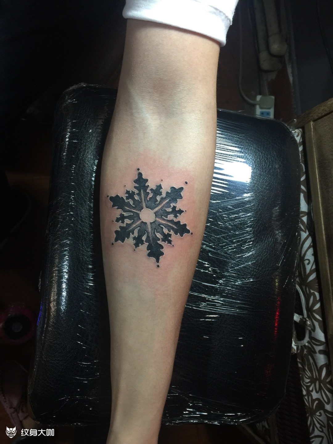 雪花_纹身图案手稿图片_王娇妮的纹身作品集