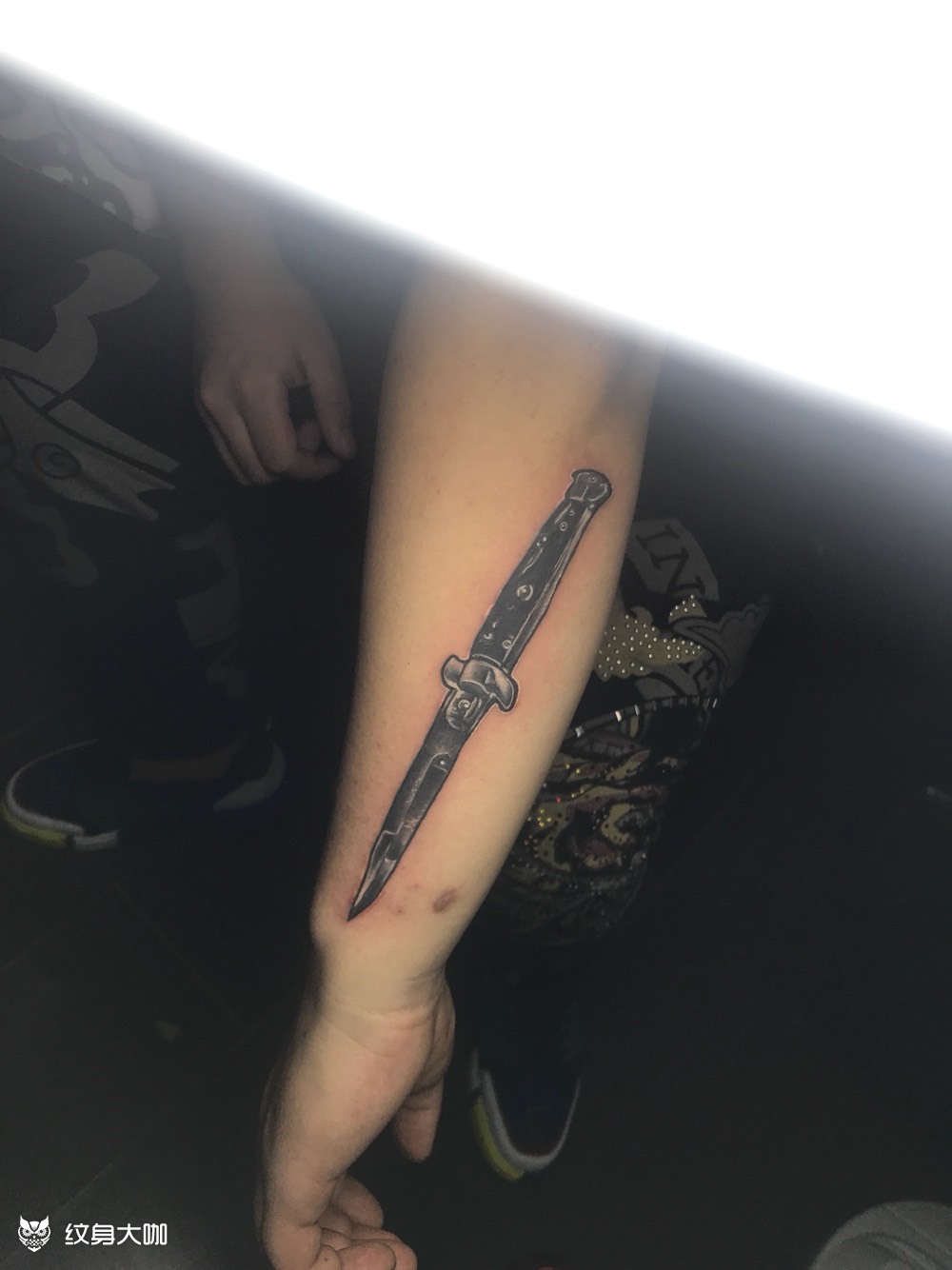 匕首纹身