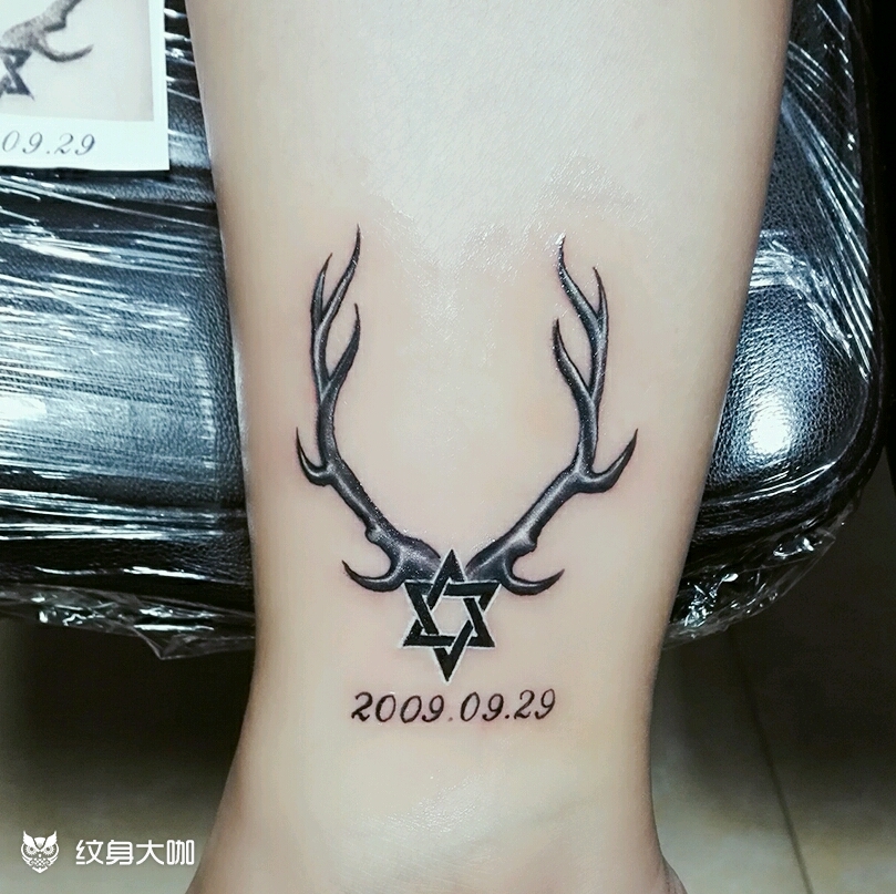 鹿角_纹身图案手稿图片_蔡日松的纹身作品集