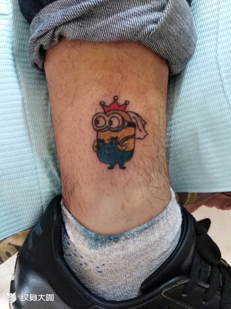 小黄人_纹身图案手稿图片_梁子的纹身作品集