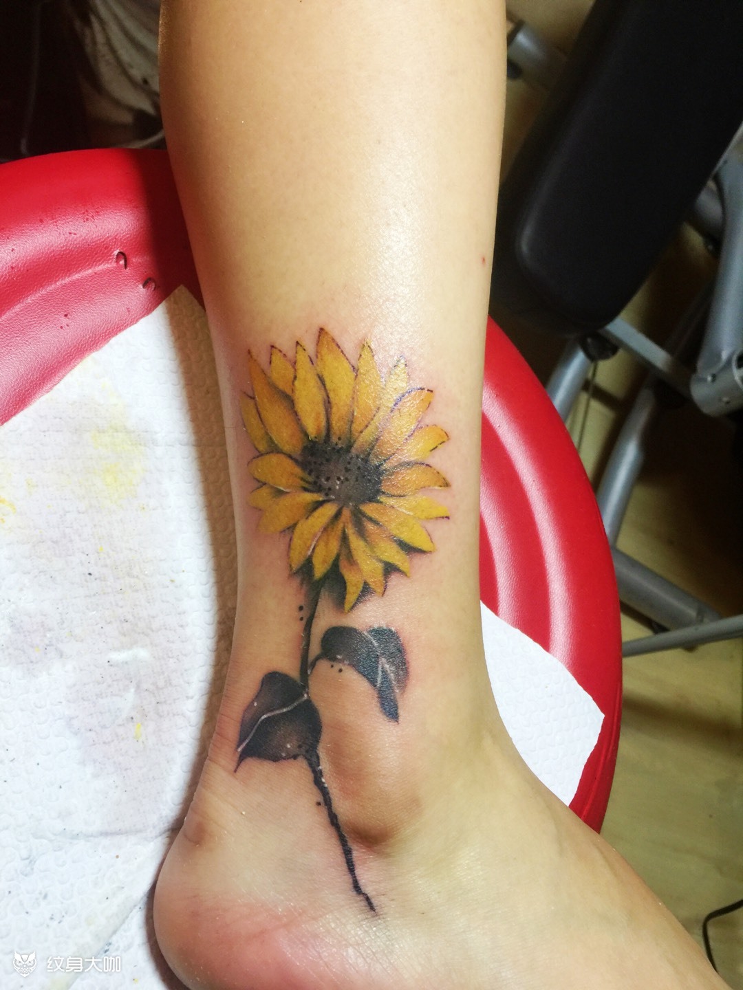 脚踝向日葵97_纹身图案手稿图片_王涛的纹身作品集
