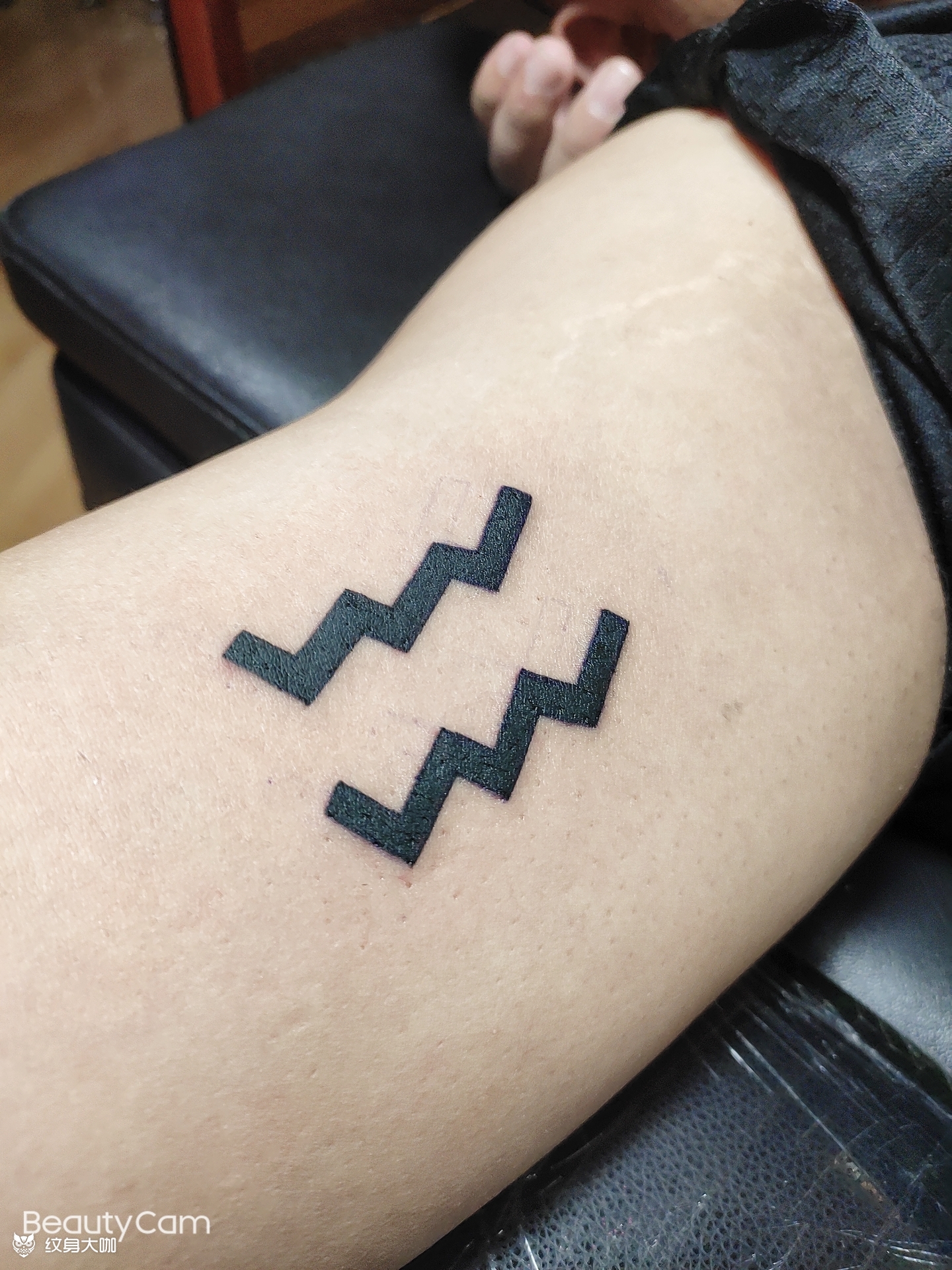 水瓶座_纹身图案手稿图片_王东的纹身作品集