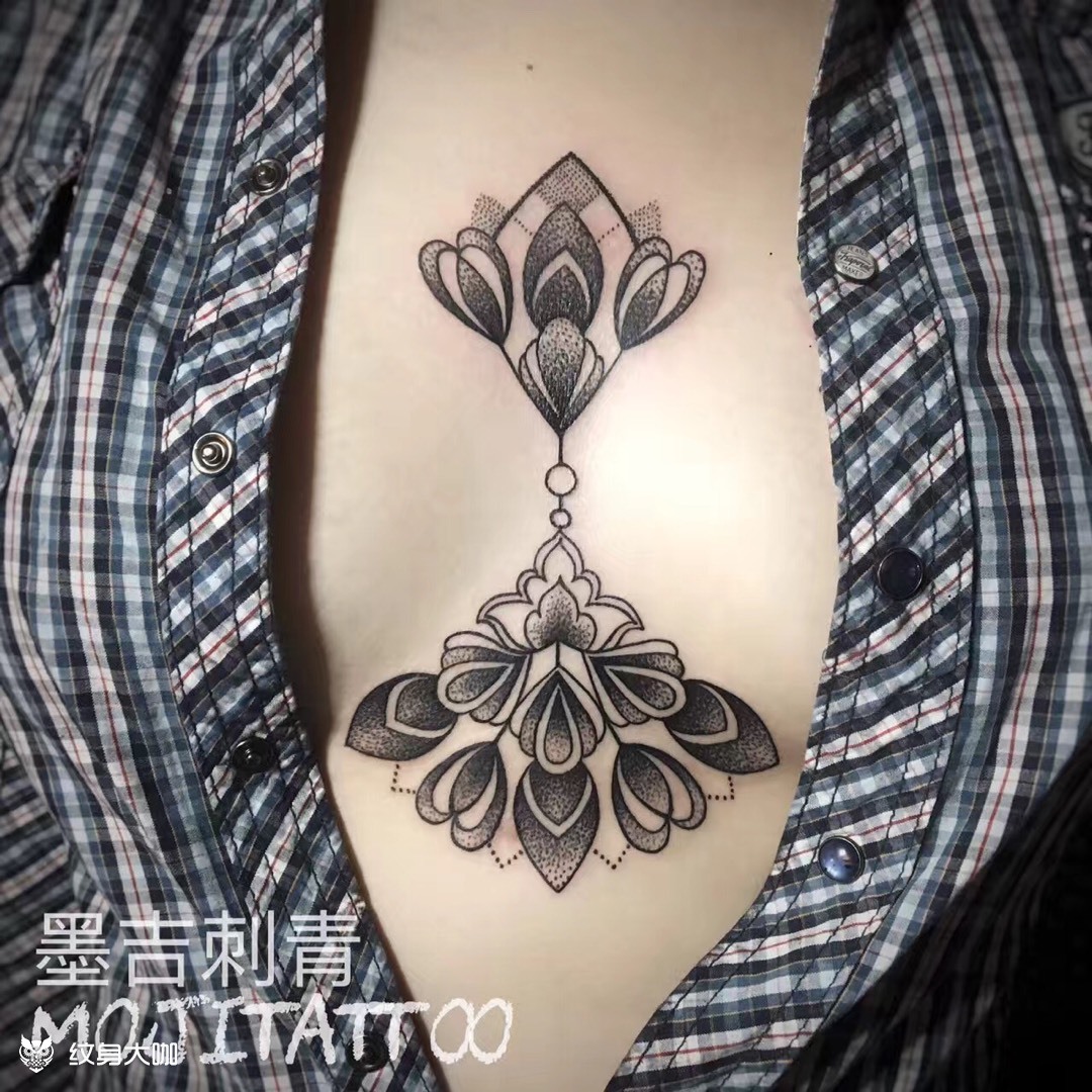 胸下点刺梵花_纹身图案手稿图片_赵春雨的纹身作品集