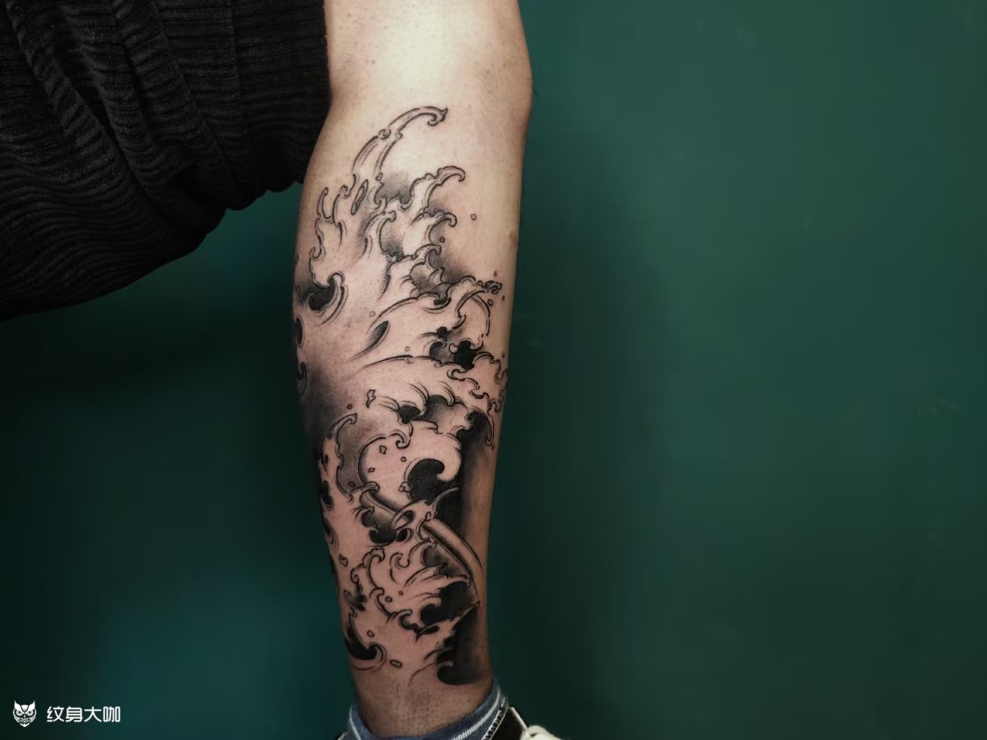 小腿海浪_纹身图案手稿图片_涅·石的纹身作品集