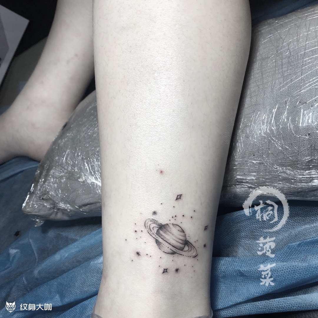 土星_纹身图案手稿图片_菠菜的纹身作品集