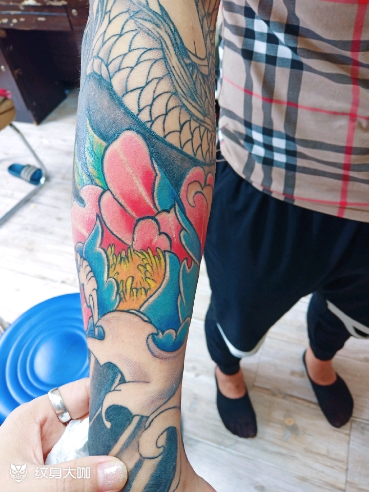 龙姬花臂未完成