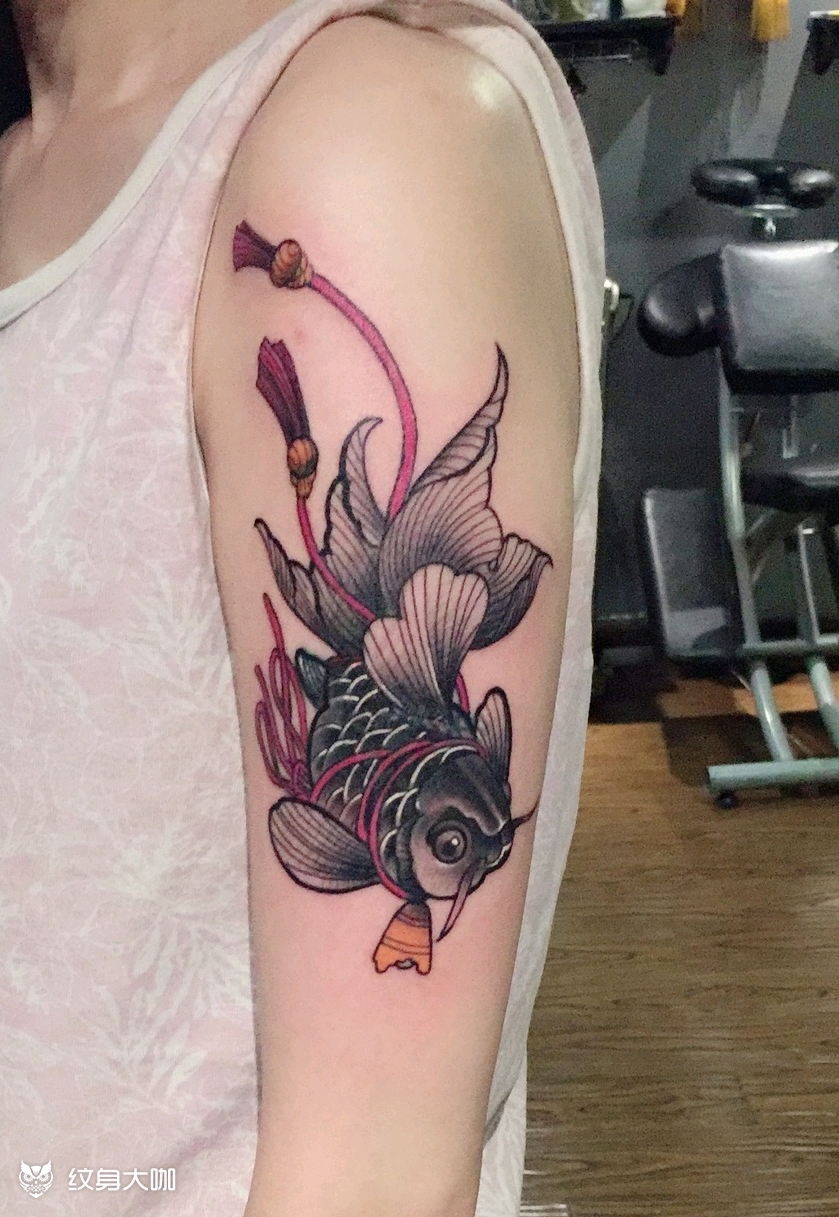 锦鲤_纹身图案手稿图片_磊师傅的纹身作品集