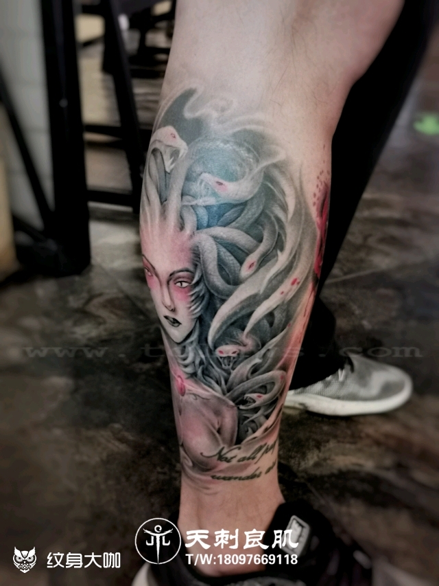 美杜莎纹身图案吊到爆的美杜莎_纹身吧社区 - 纹身大咖