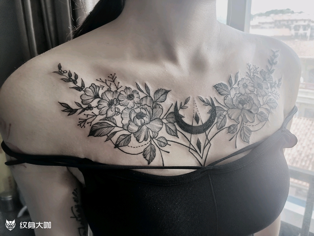 花胸_纹身图案手稿图片_御墨刺青的纹身作品集