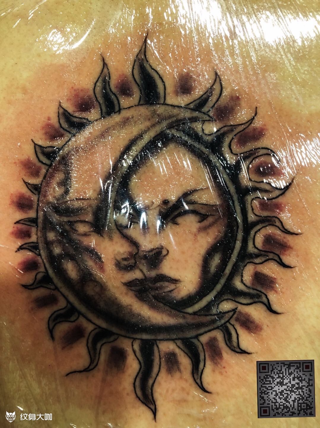 背部日月979699_纹身图案手稿图片_阜阳玖旭的纹身作品集