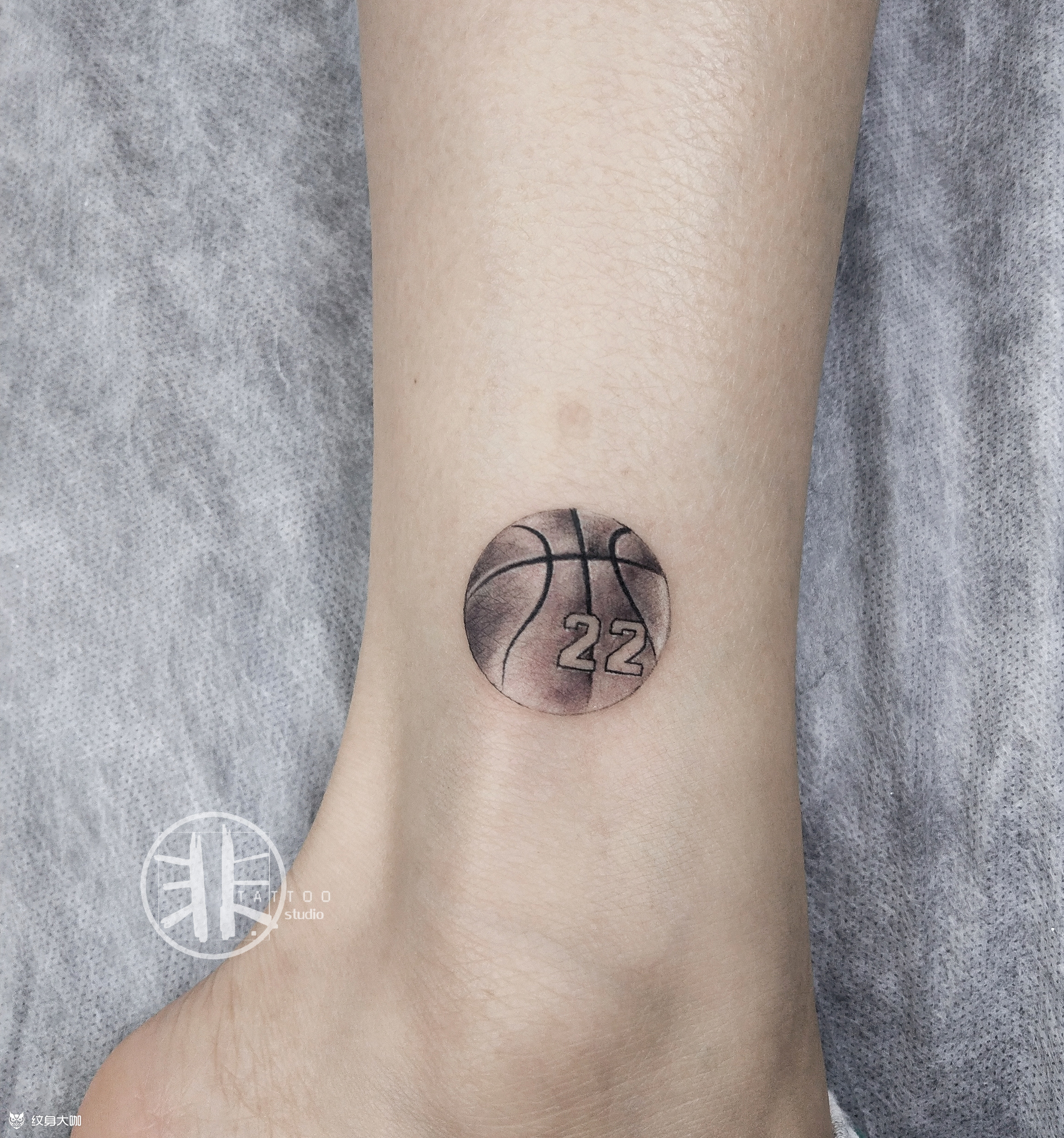 篮球带火纹身图案(篮球带火纹身图案男)