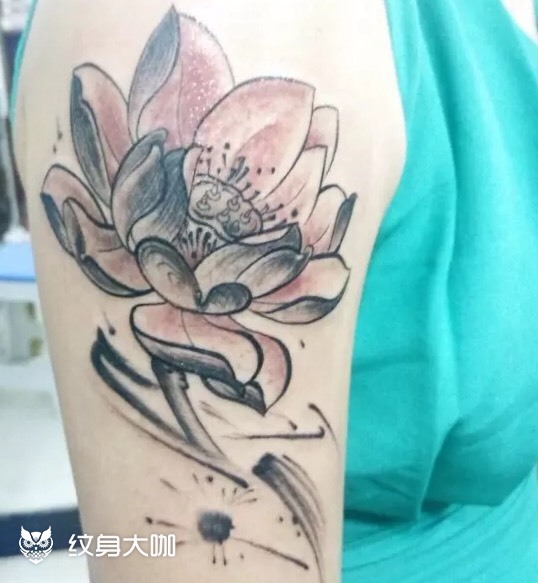 荷花_纹身图案手稿图片_大伟的纹身作品集