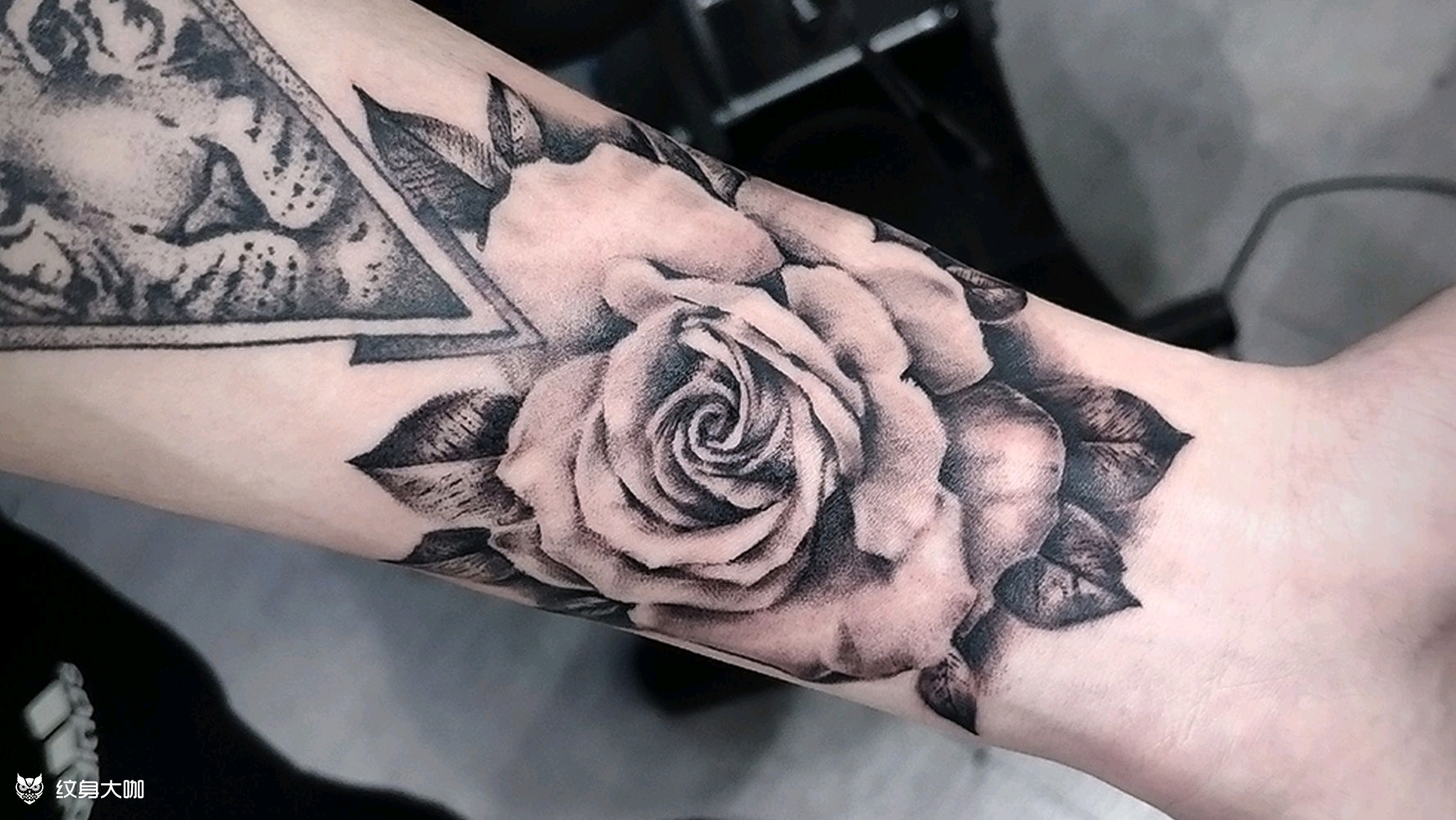 玫瑰_纹身图案手稿图片_珑珑的纹身作品集