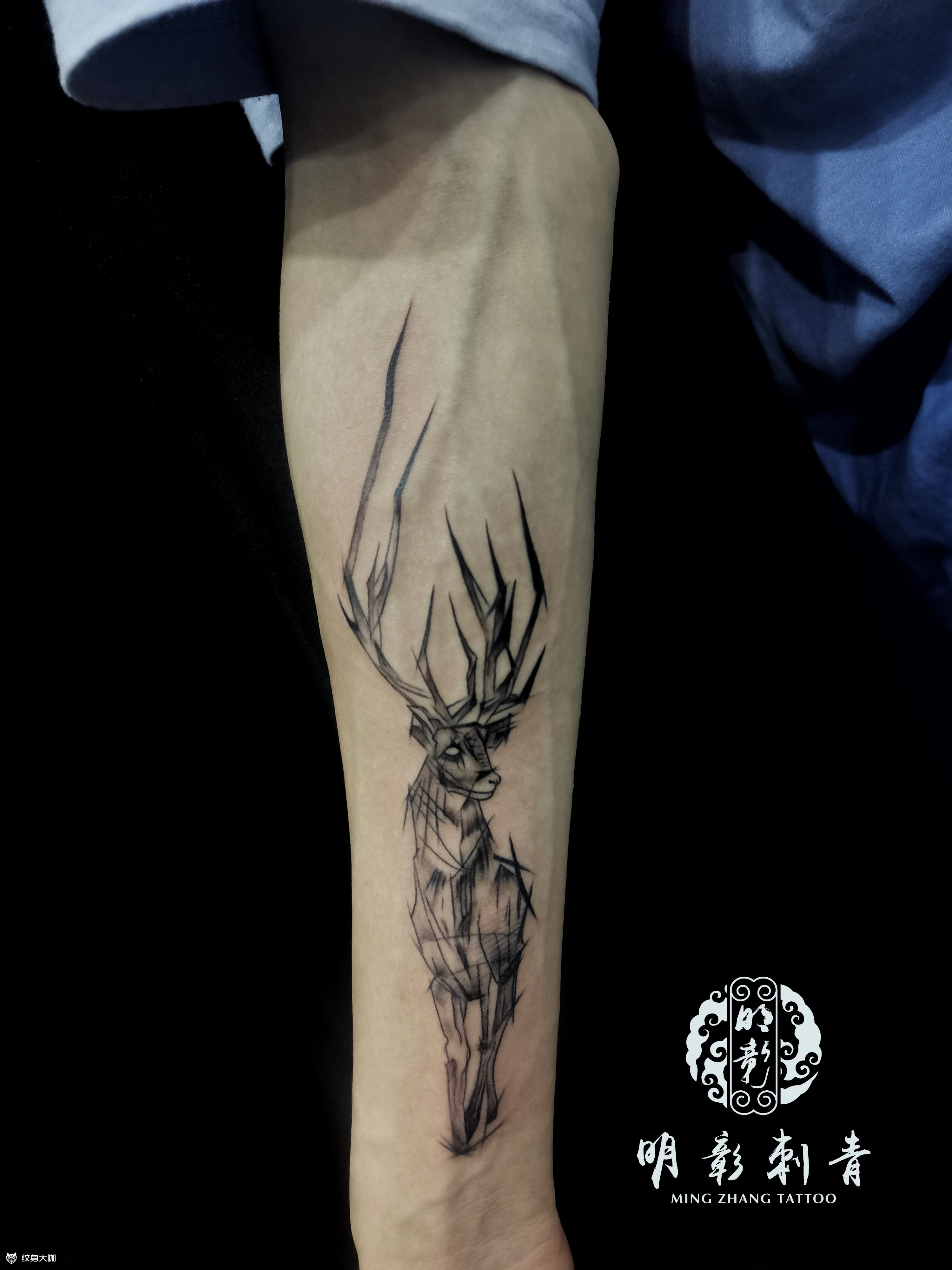 鹿_纹身图案手稿图片_丁帅的纹身作品集