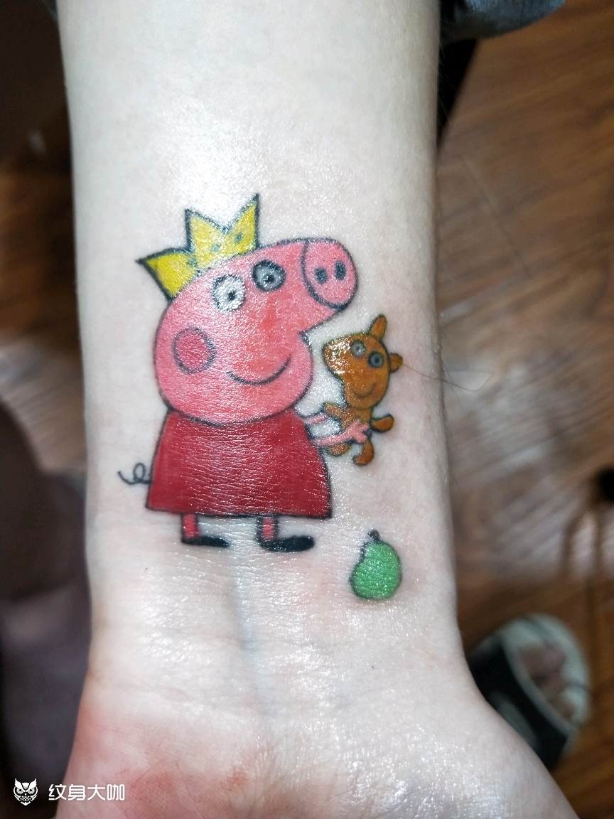 小猪佩奇_纹身图案手稿图片_0969♂15七的纹身作品集