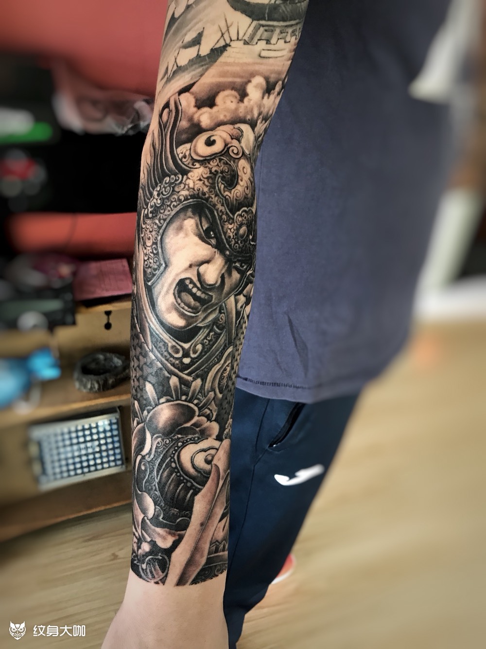 作品简介:蜀国丞相诸葛亮与虎将赵子龙,大臂内侧未完!