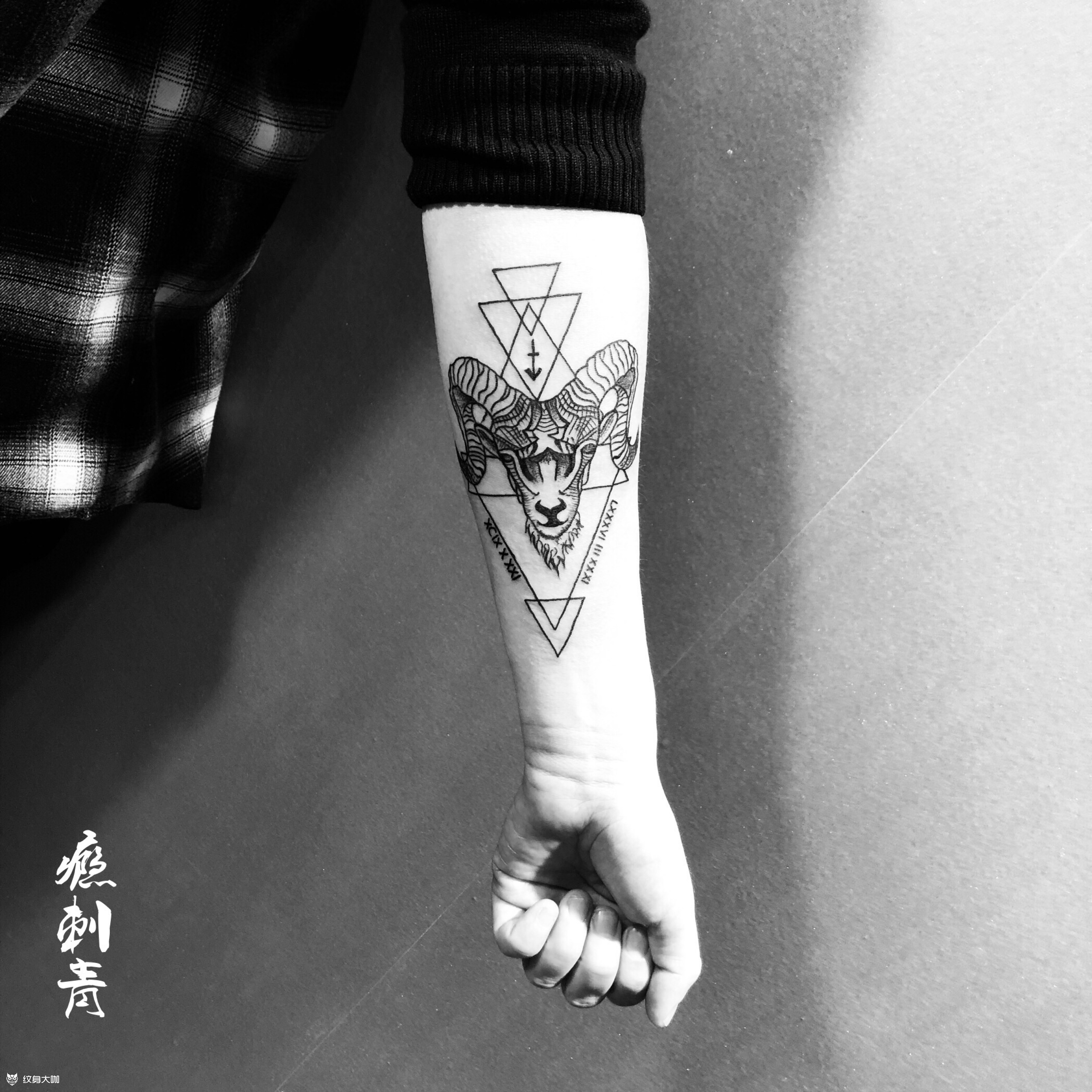 白羊座_纹身图案手稿图片_牛尔的纹身作品集