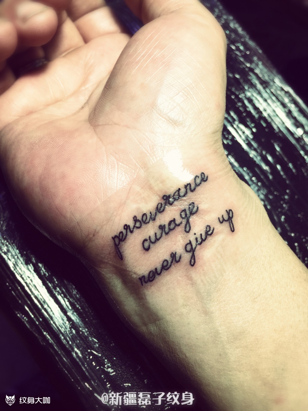 字母_纹身图案手稿图片_磊子的纹身作品集