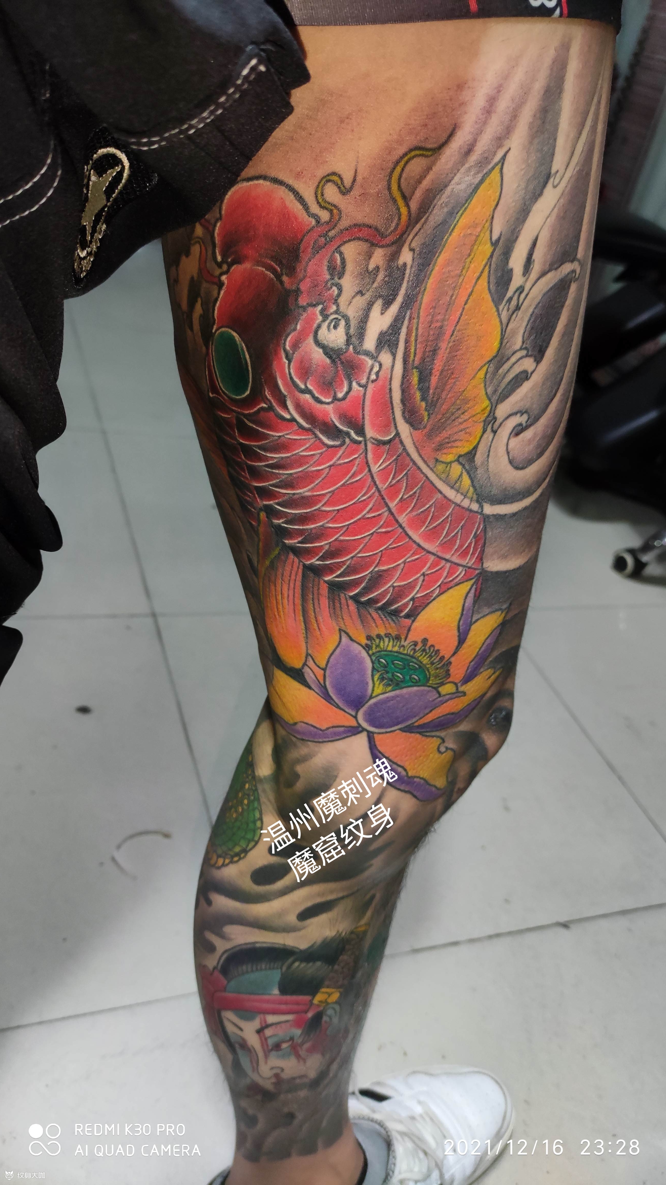 花腿锦鲤_纹身图案手稿图片_温州滨海纹刺的纹身作品集