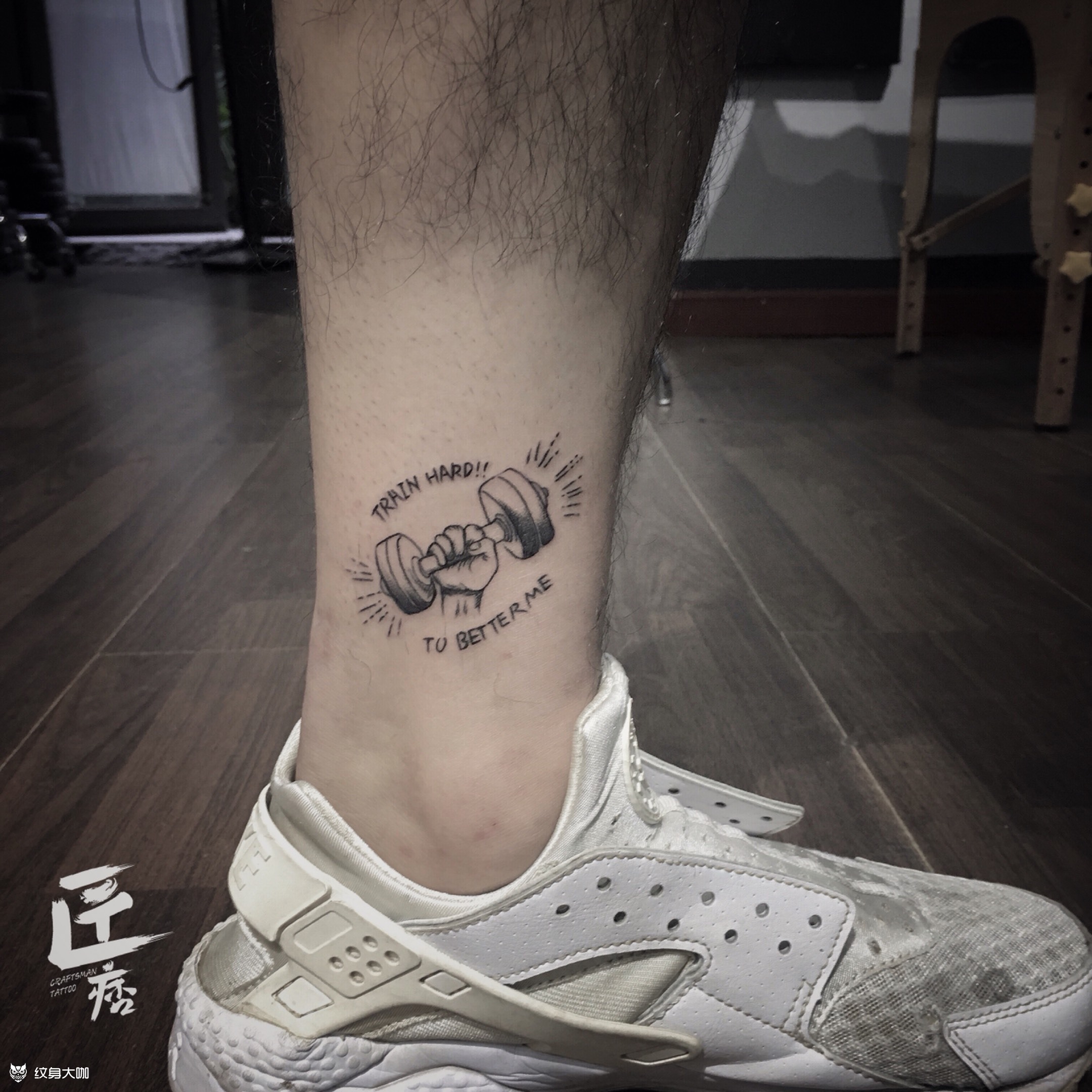 小哑铃_纹身图案手稿图片_镜子的纹身作品集