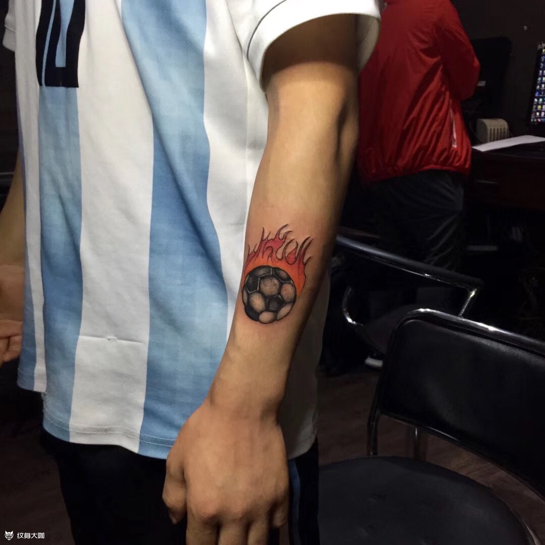 足球_纹身图案手稿图片_boxtattoo的纹身作品集