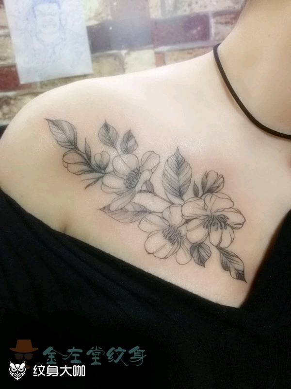 锁骨花朵纹身_纹身图案手稿图片_金左堂的纹身作品集