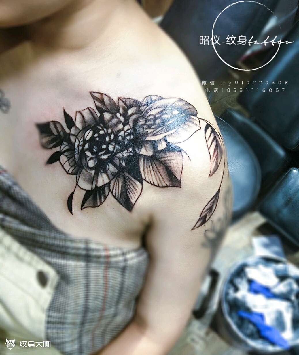 黑灰花遮盖小花_纹身图案手稿图片_李昭仪的纹身作品集