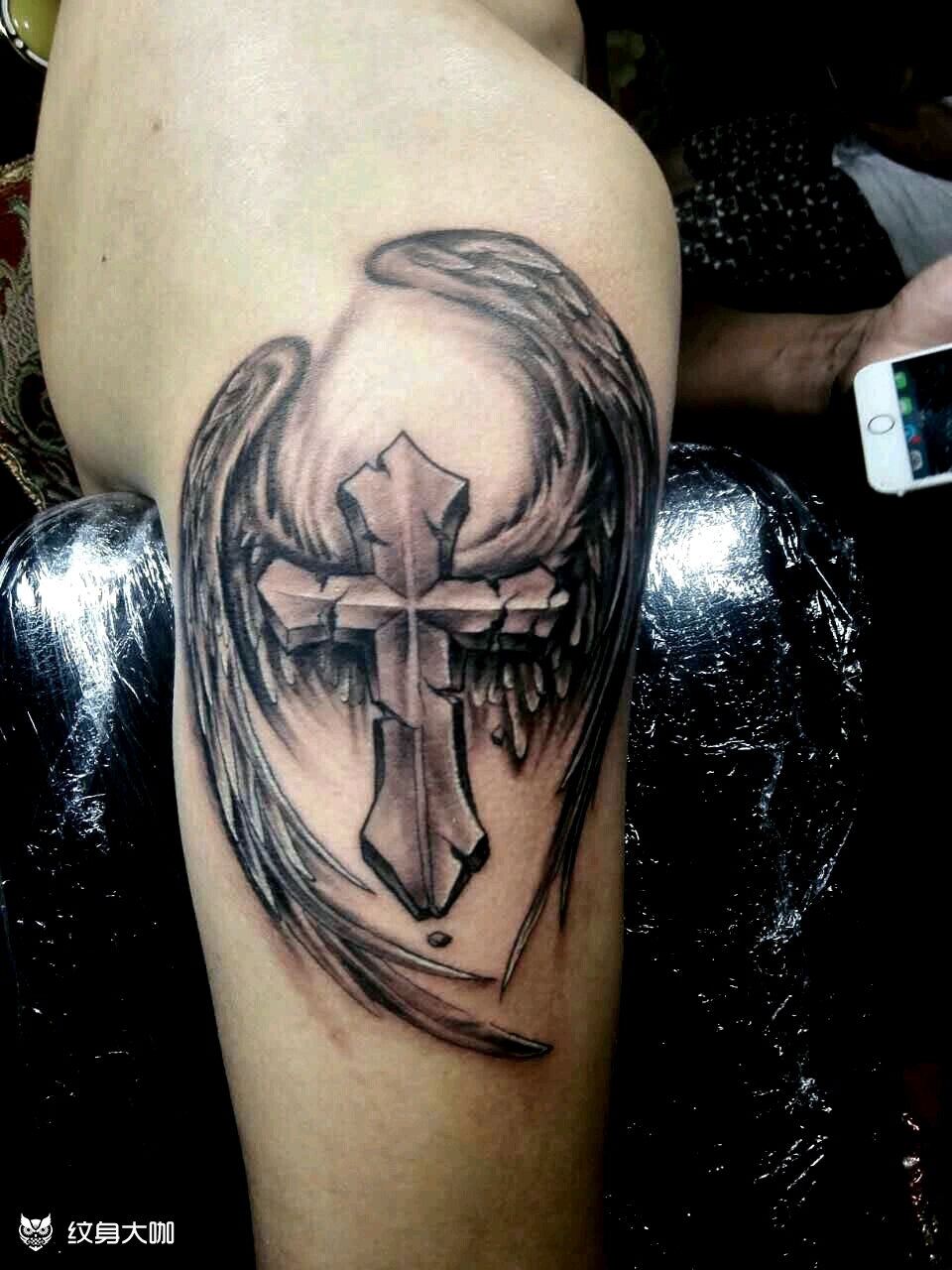 手臂十字架_纹身图案手稿图片_周虎的纹身作品集