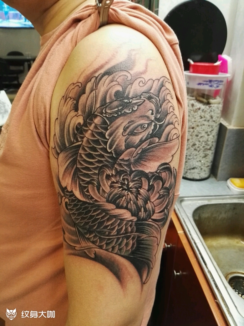 锦鲤_纹身图案手稿图片_谢志的纹身作品集