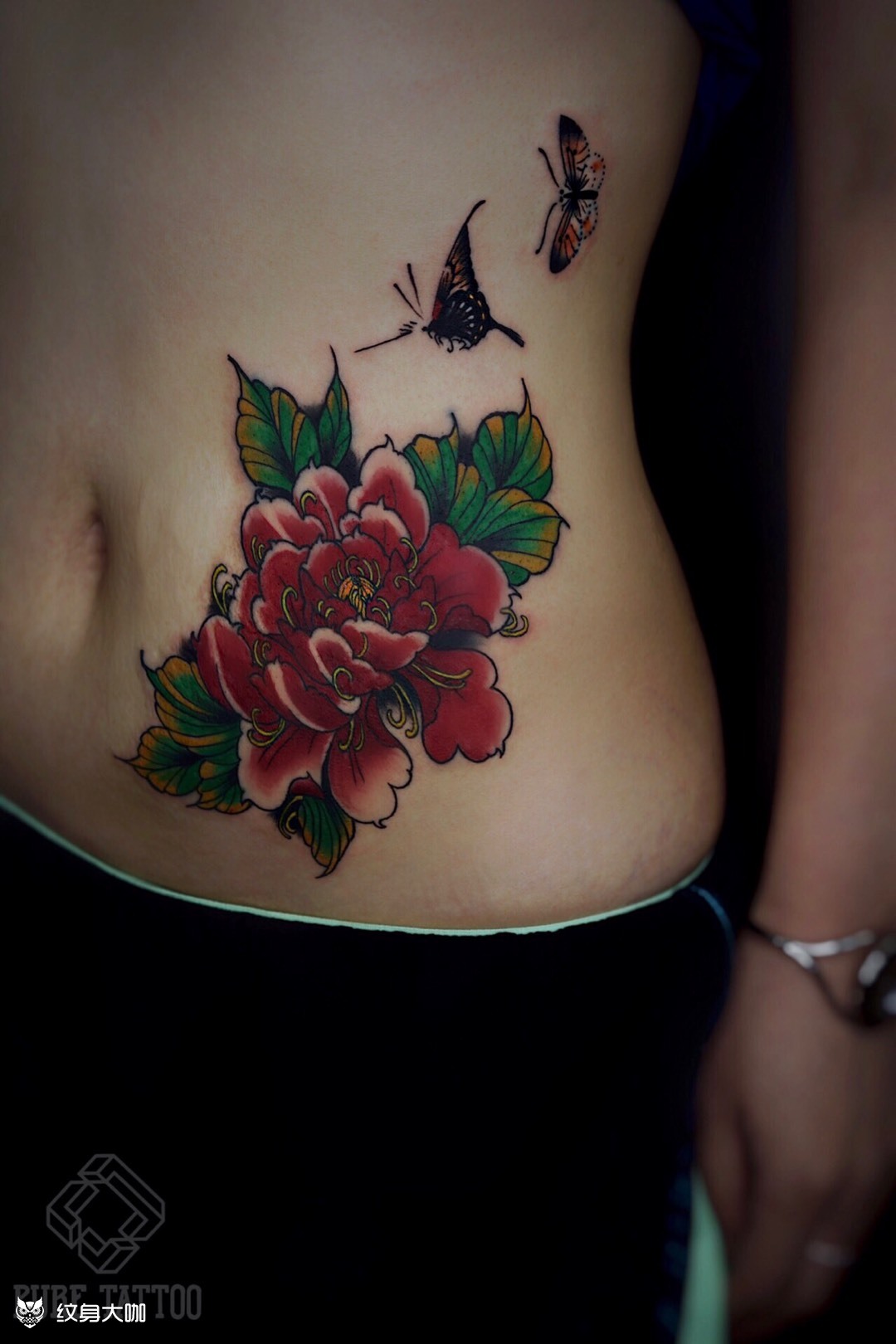 牡丹与小福蝶_纹身图案手稿图片_阿橙的纹身作品集