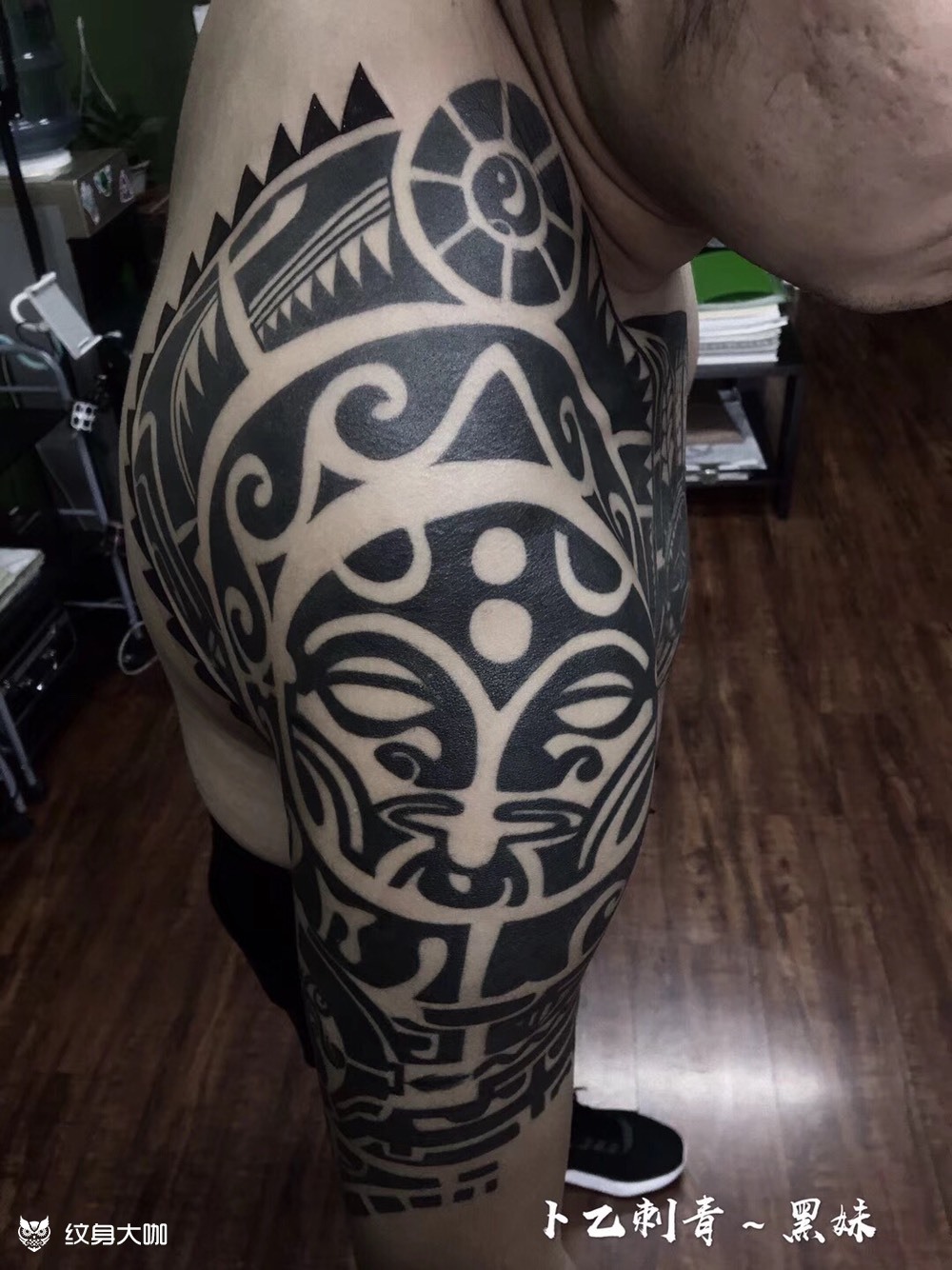 半甲_纹身图案手稿图片_黑妹的纹身作品集