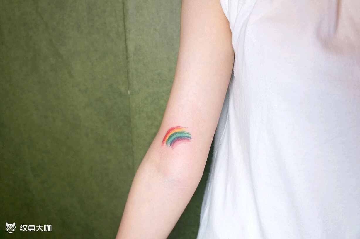 彩虹_纹身图案手稿图片_兰兰的纹身作品集