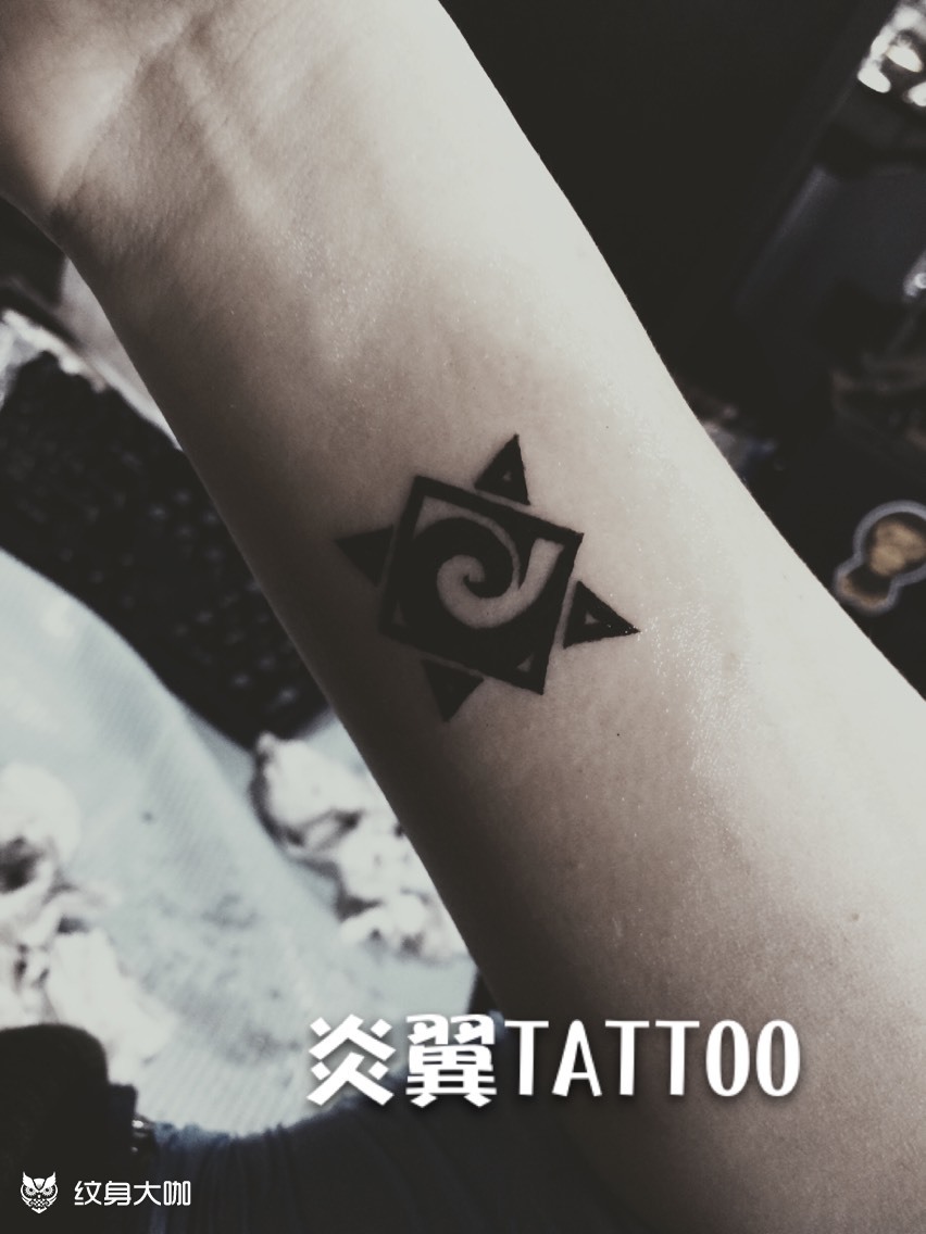 印记符号_纹身图案手稿图片_张龙翼的纹身作品集