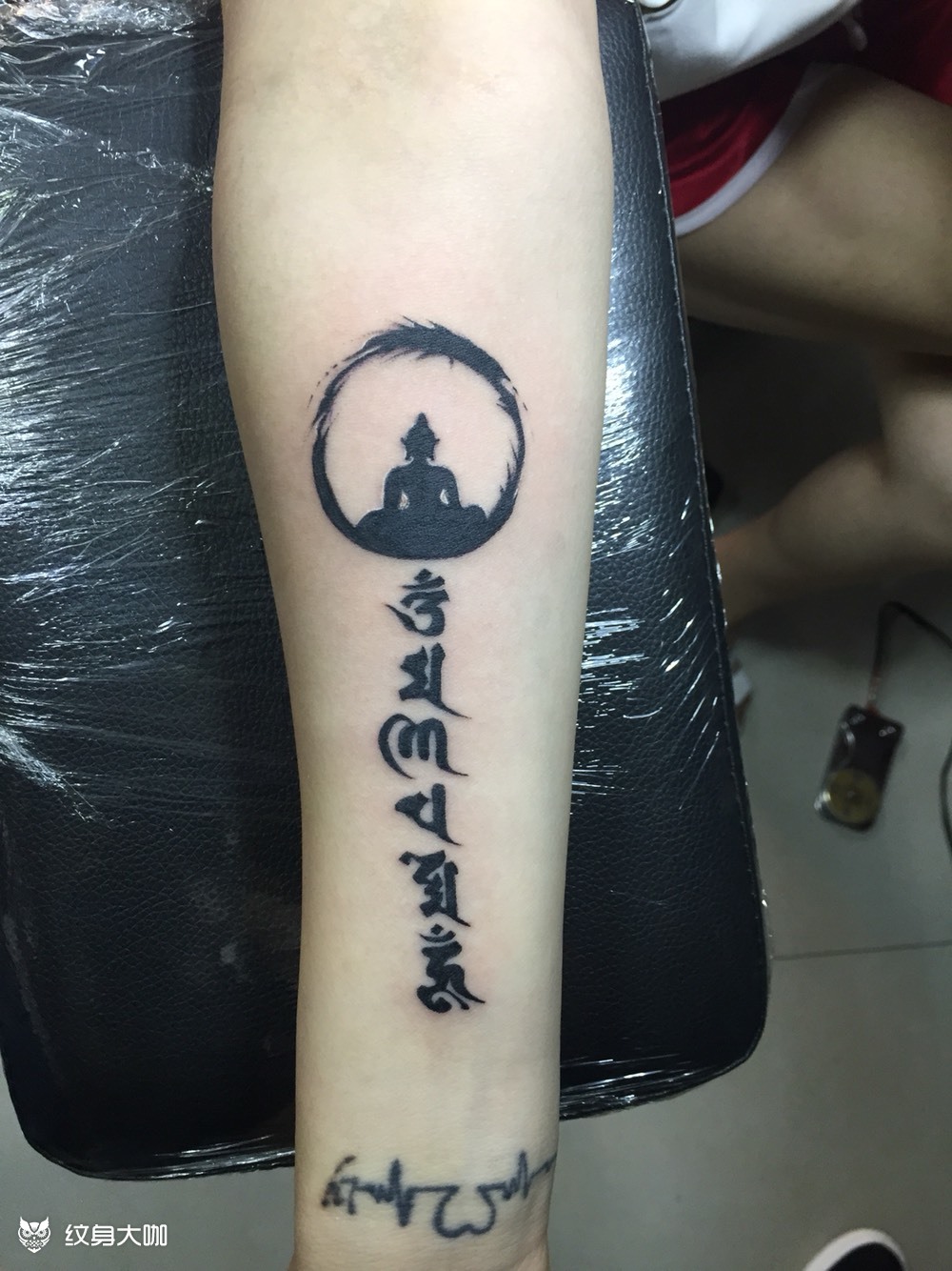 阿弥陀佛_纹身图案手稿图片_阳泉.陆的纹身作品集