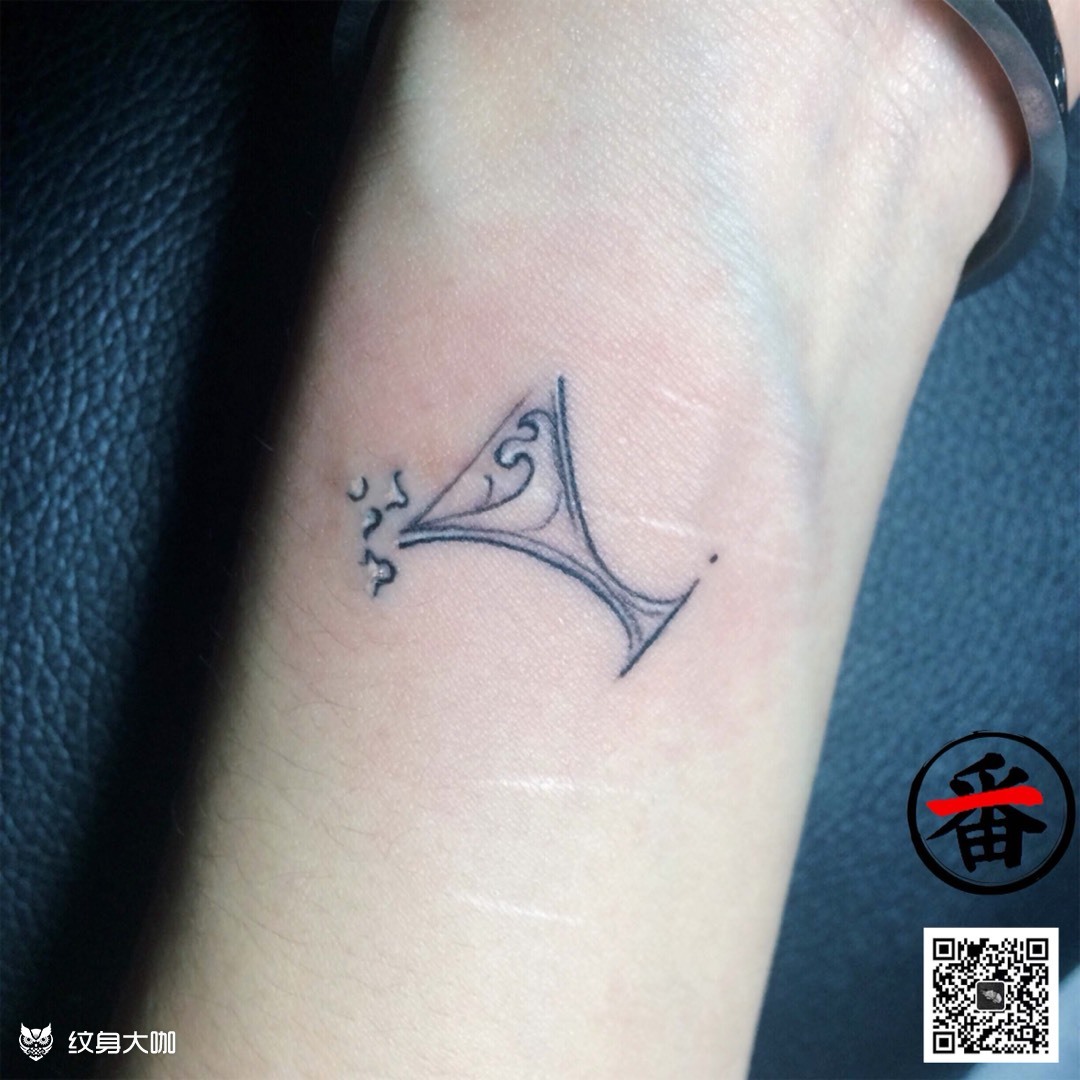 小酒杯_纹身图案手稿图片_kirin的纹身作品集