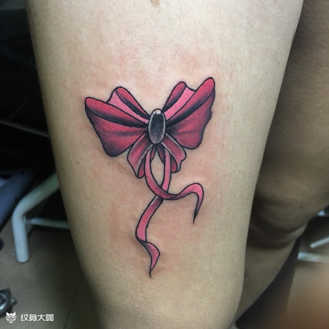 蝴蝶结_纹身图案手稿图片_啊友的纹身作品集