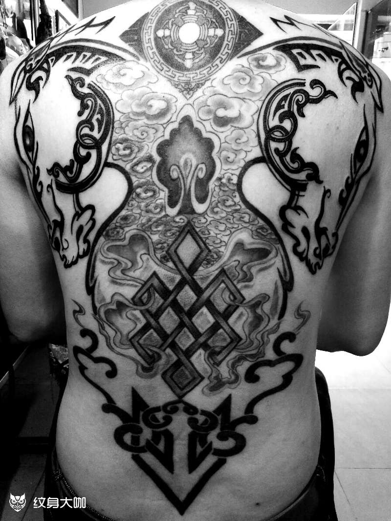 蒙古元素图腾满背