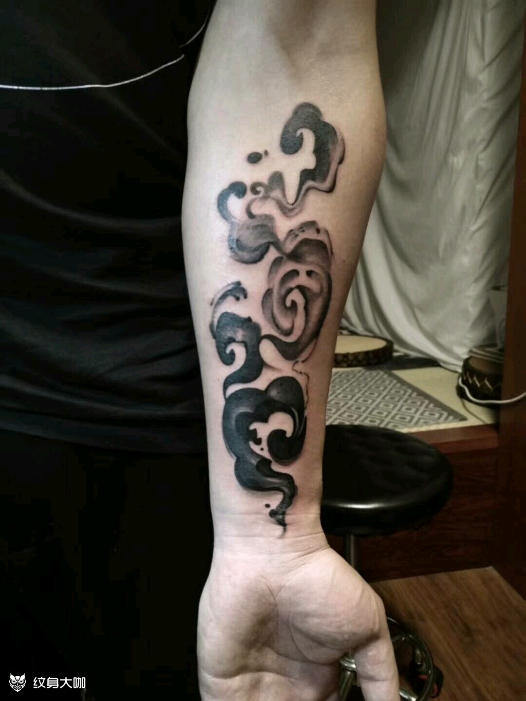 水墨祥云_纹身图案手稿图片_答毅鹏的纹身作品集