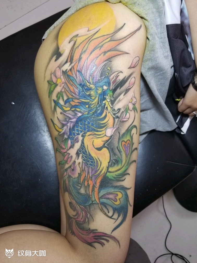 大腿外侧全彩凤凰_纹身图案手稿图片_浩的纹身作品集