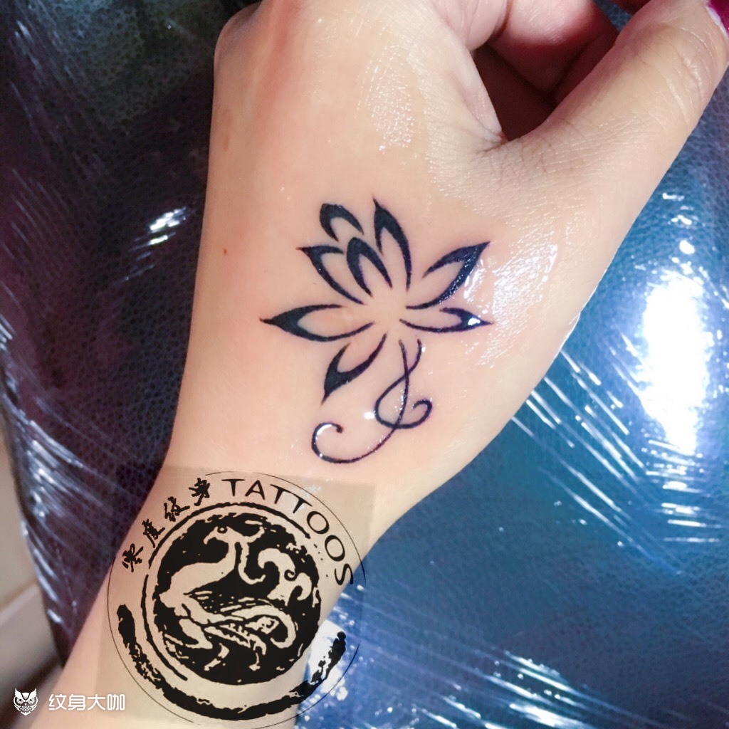 手部小清新_纹身图案手稿图片_军军的纹身作品集