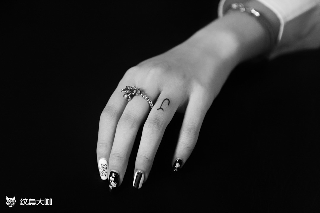 手指女王_纹身图案手稿图片_2毛的纹身作品集