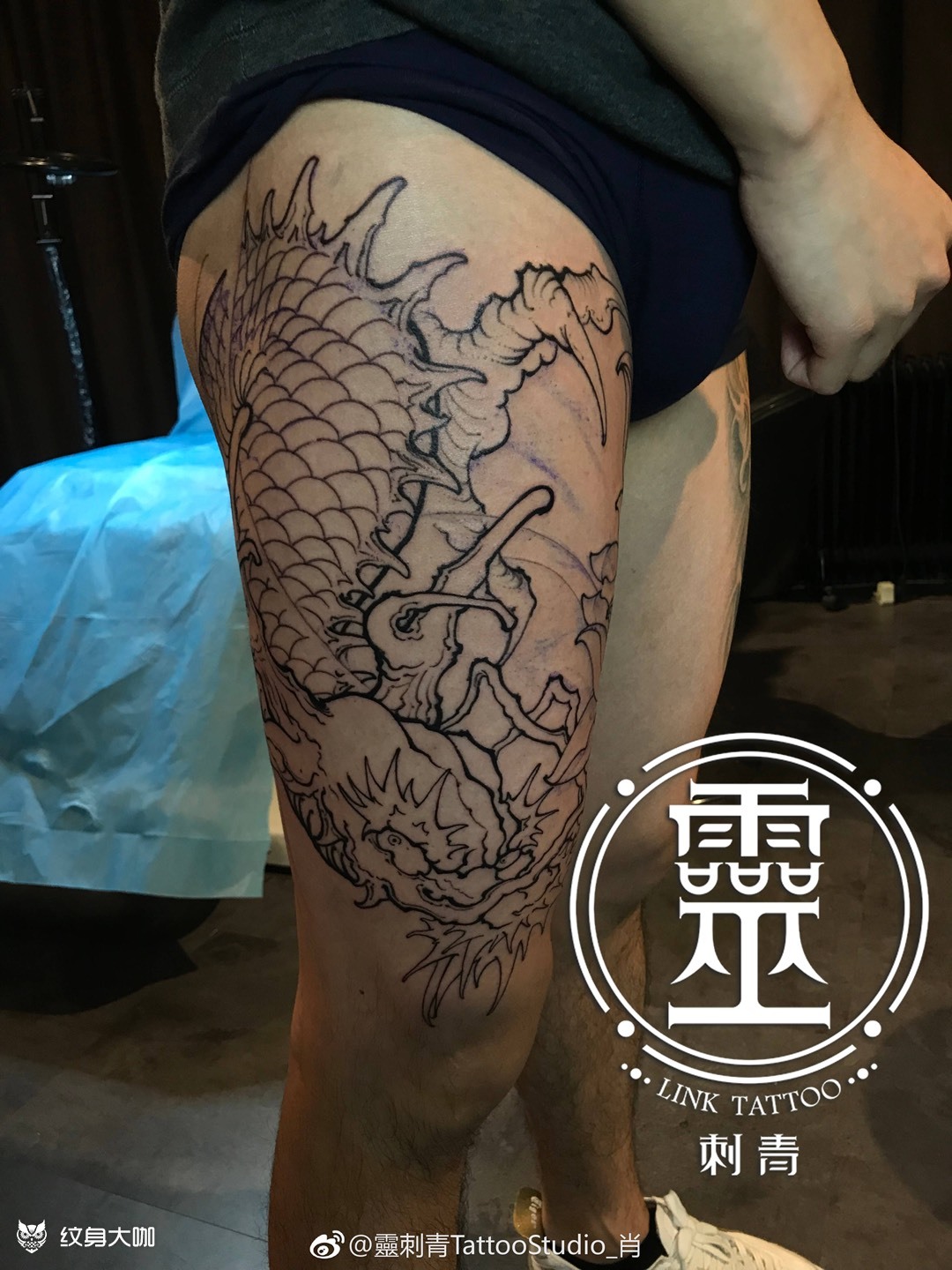 龙,荷花_纹身图案手稿图片_肖的纹身作品集