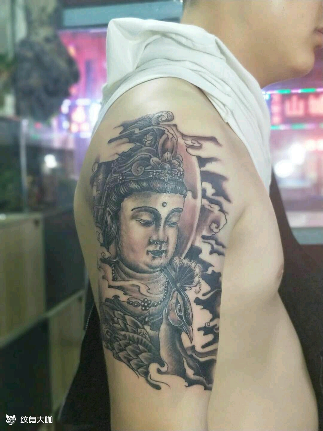 孔雀大明王菩萨_纹身图案手稿图片_水墨的纹身作品集