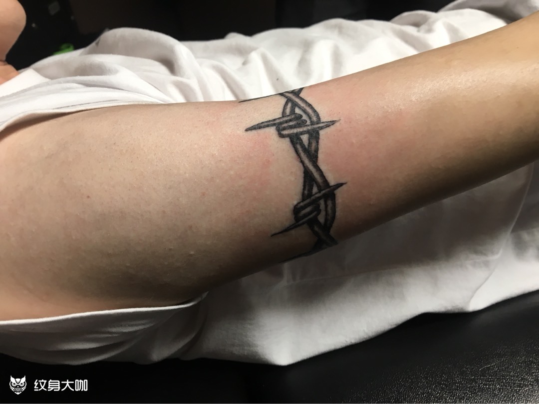 荆棘环_纹身图案手稿图片_精正颜政国 梅山居士的纹身作品集