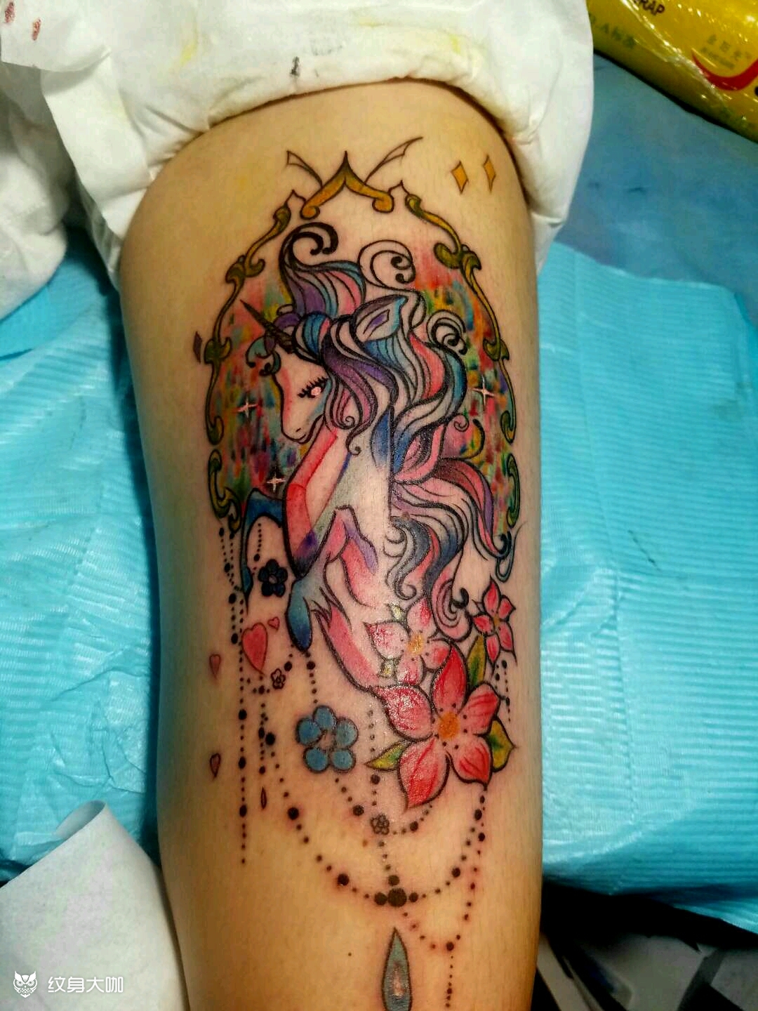 彩虹独角兽_纹身图案手稿图片_顾笑海的纹身作品集