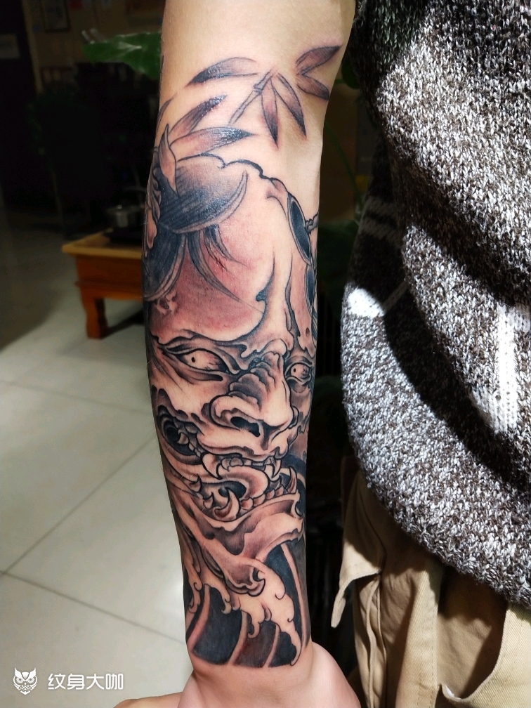 般若包小臂顾客想便宜点,让徒_纹身吧社区 - 纹身大咖