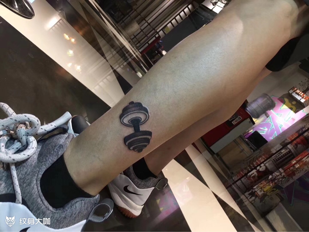 哑铃_纹身图案手稿图片_啊闹的纹身作品集