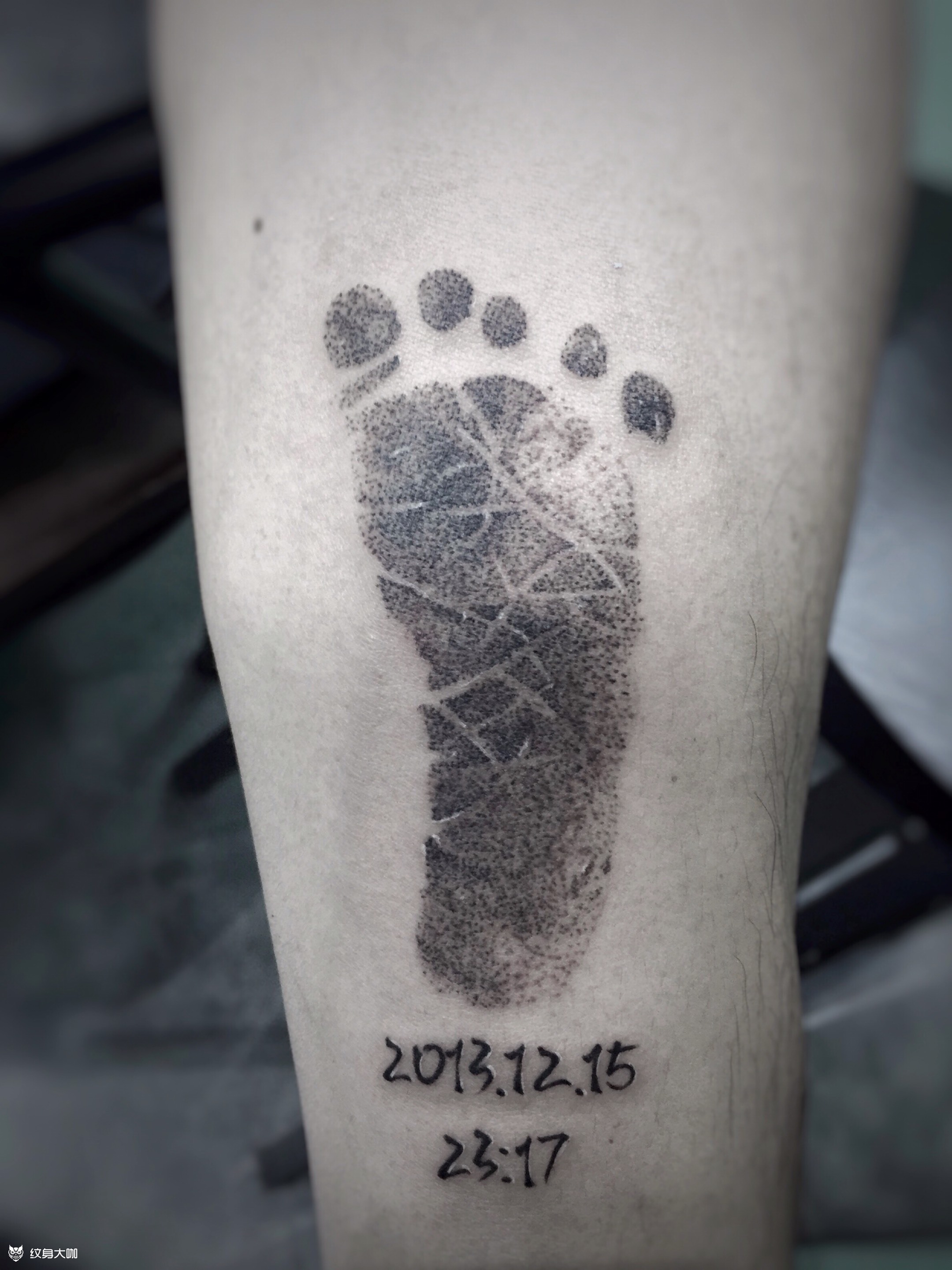 宝宝脚印_纹身图案手稿图片_桑田的纹身作品集