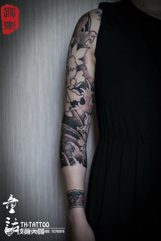 七分花臂未完待续……_纹身图案手稿图片_瞳画的纹身作品集