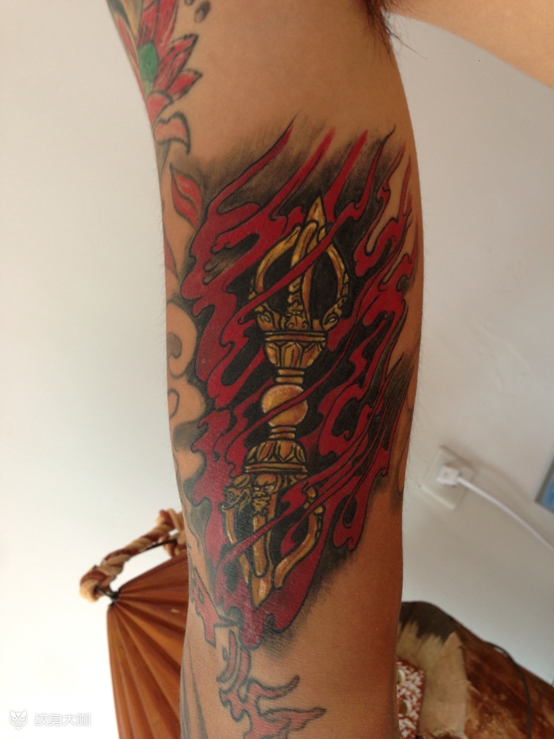 金刚降魔杵_纹身图案手稿图片_王乐的纹身作品集